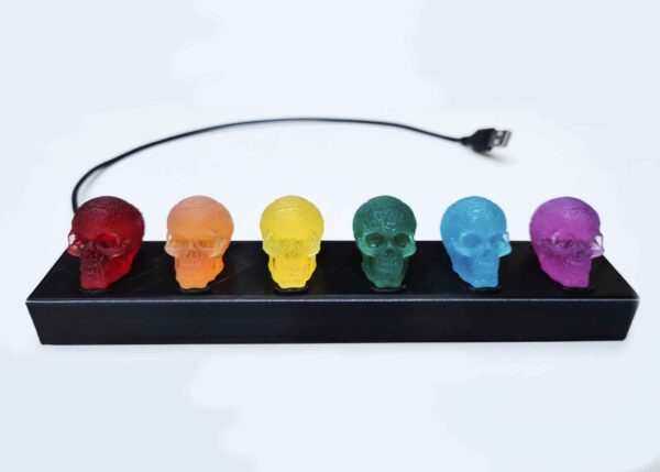 Lámpara LED Calaveras Celtas traslúcidas - Imagen 3